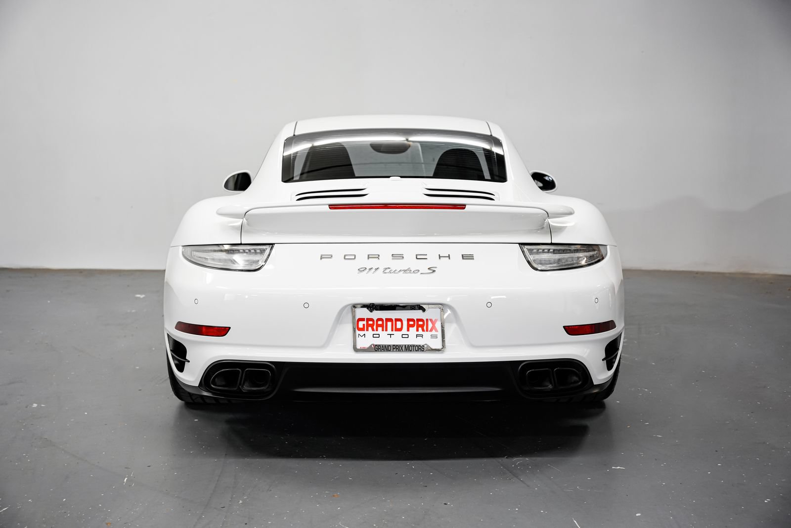Used 2014 Porsche 911 Turbo S AWD/4WD image 4