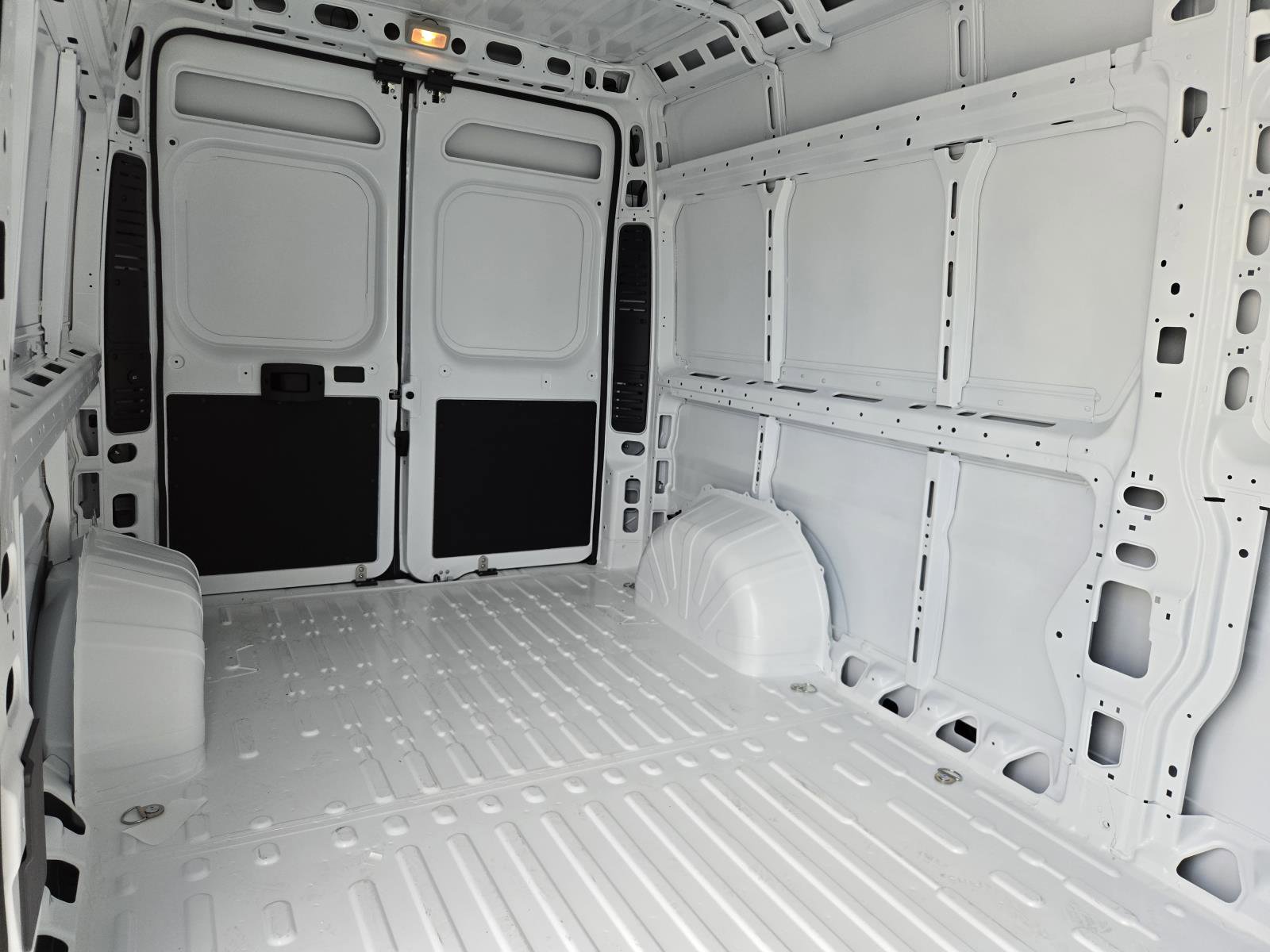 New 2026 RAM ProMaster 2500 w/ Power Group image 24