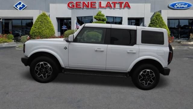 Used 2025 Ford Bronco Outer Banks image 13