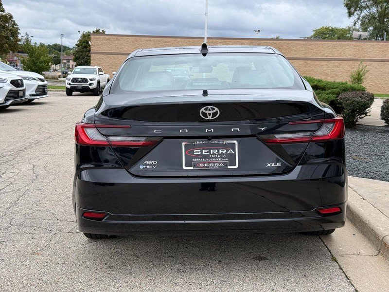 Used 2025 Toyota Camry XLE w/ Premium Plus Package AWD/4WD image 4