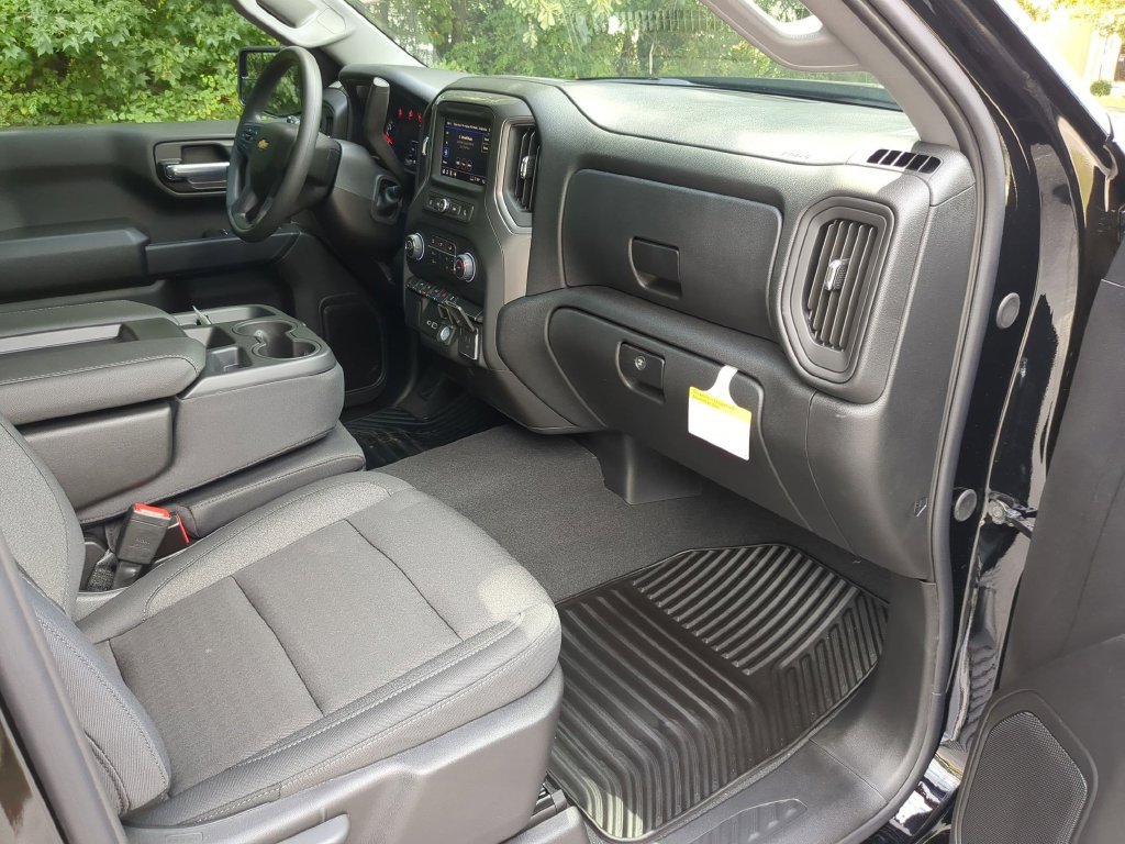 New 2026 Chevrolet Silverado 1500 Custom w/ Turbomax Blackout Package AWD/4WD image 35