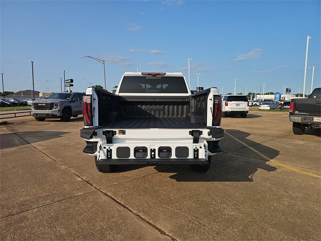 New 2025 GMC Sierra 2500 AT4 w/ AT4 Premium Plus Package image 8