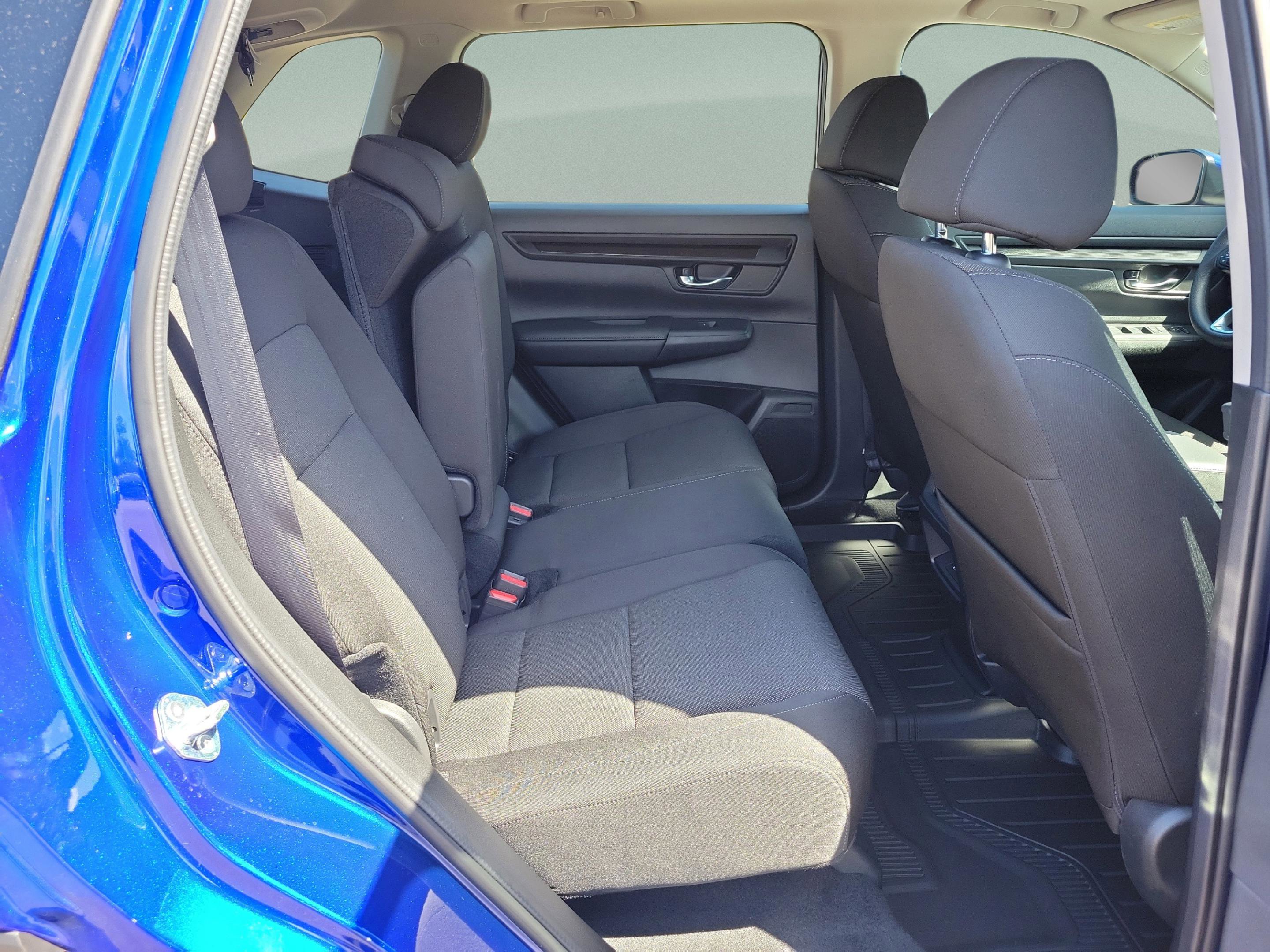 Used 2025 Honda CR-V EX image 10