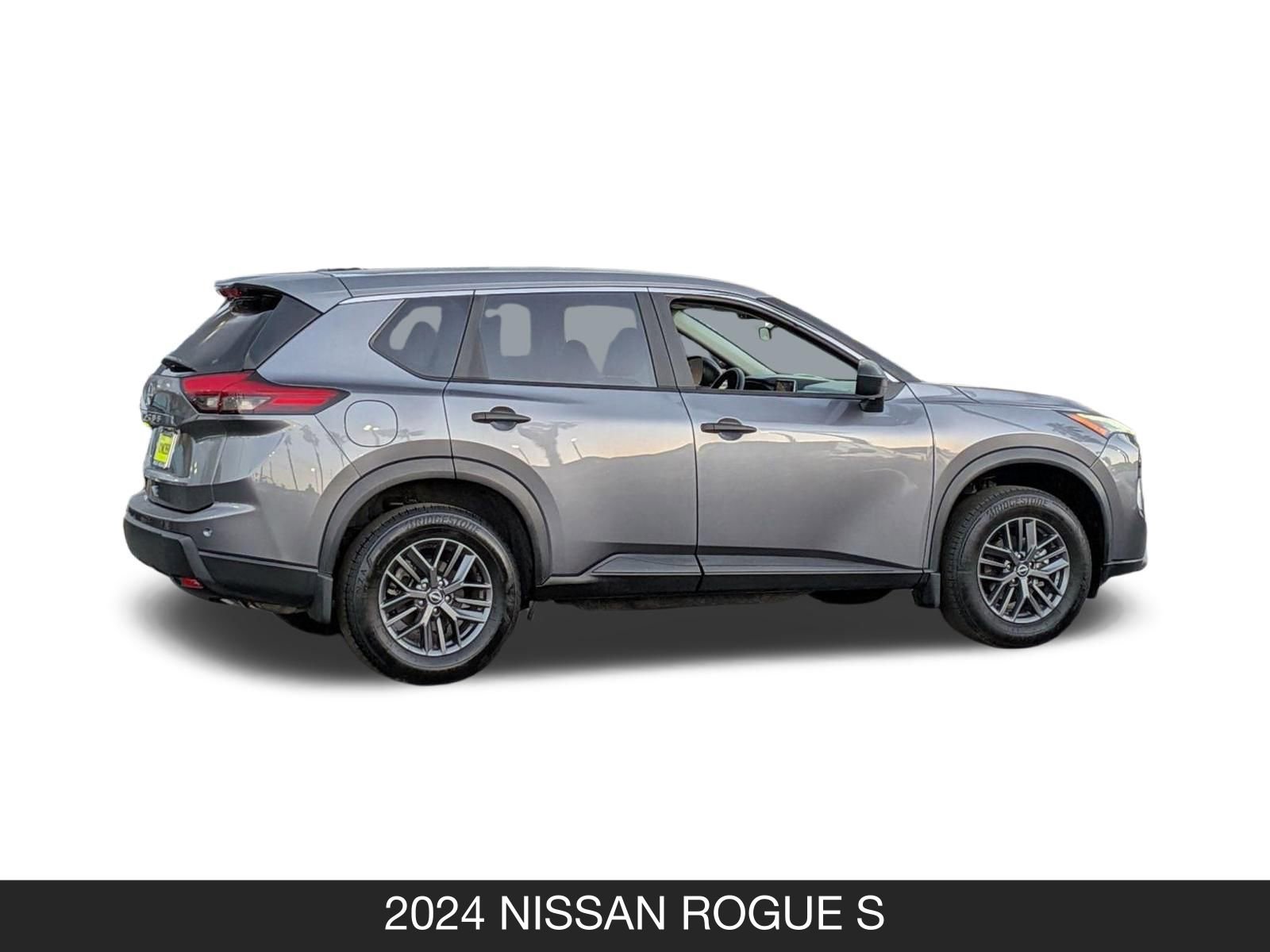 Used 2024 Nissan Rogue S image 6