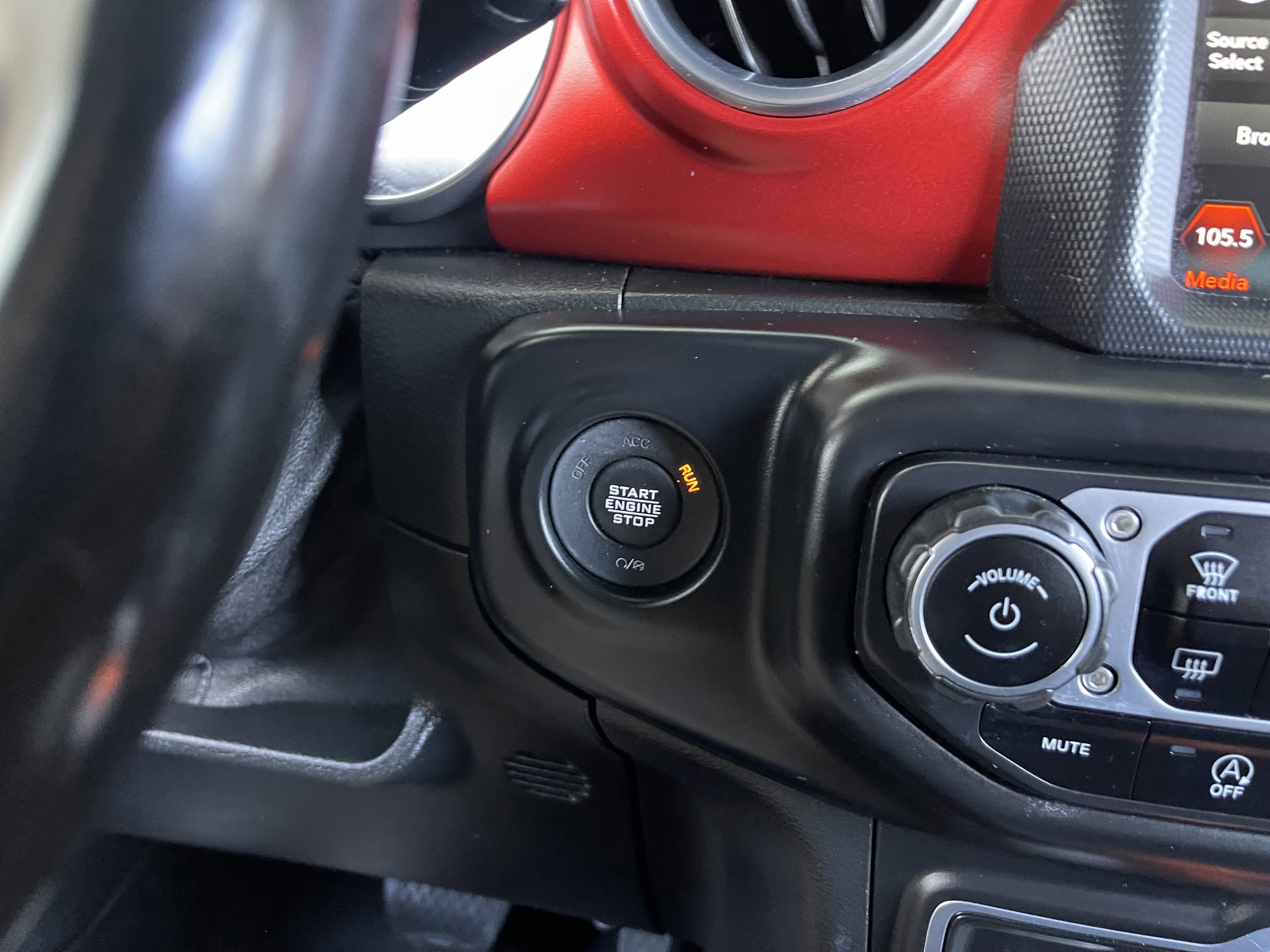 Used 2020 Jeep Wrangler Unlimited Rubicon AWD/4WD image 22