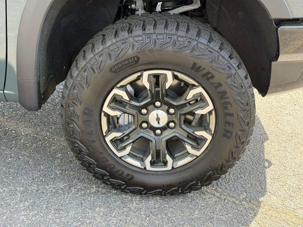 Used 2026 Chevrolet Silverado 1500 ZR2 AWD/4WD image 25