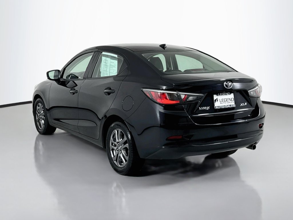 Used 2019 Toyota Yaris XLE FWD image 8