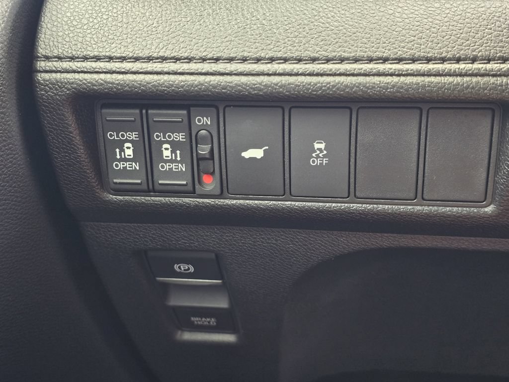 Used 2025 Honda Odyssey Sport-L image 21