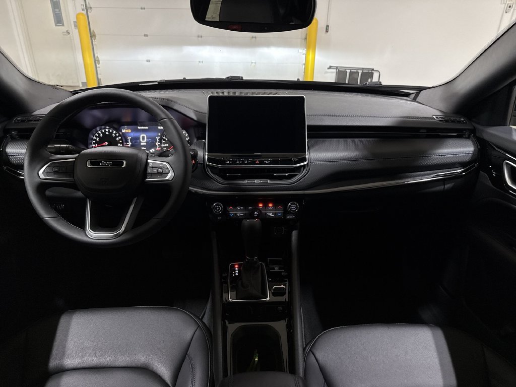New 2026 Jeep Compass Limited AWD/4WD image 10