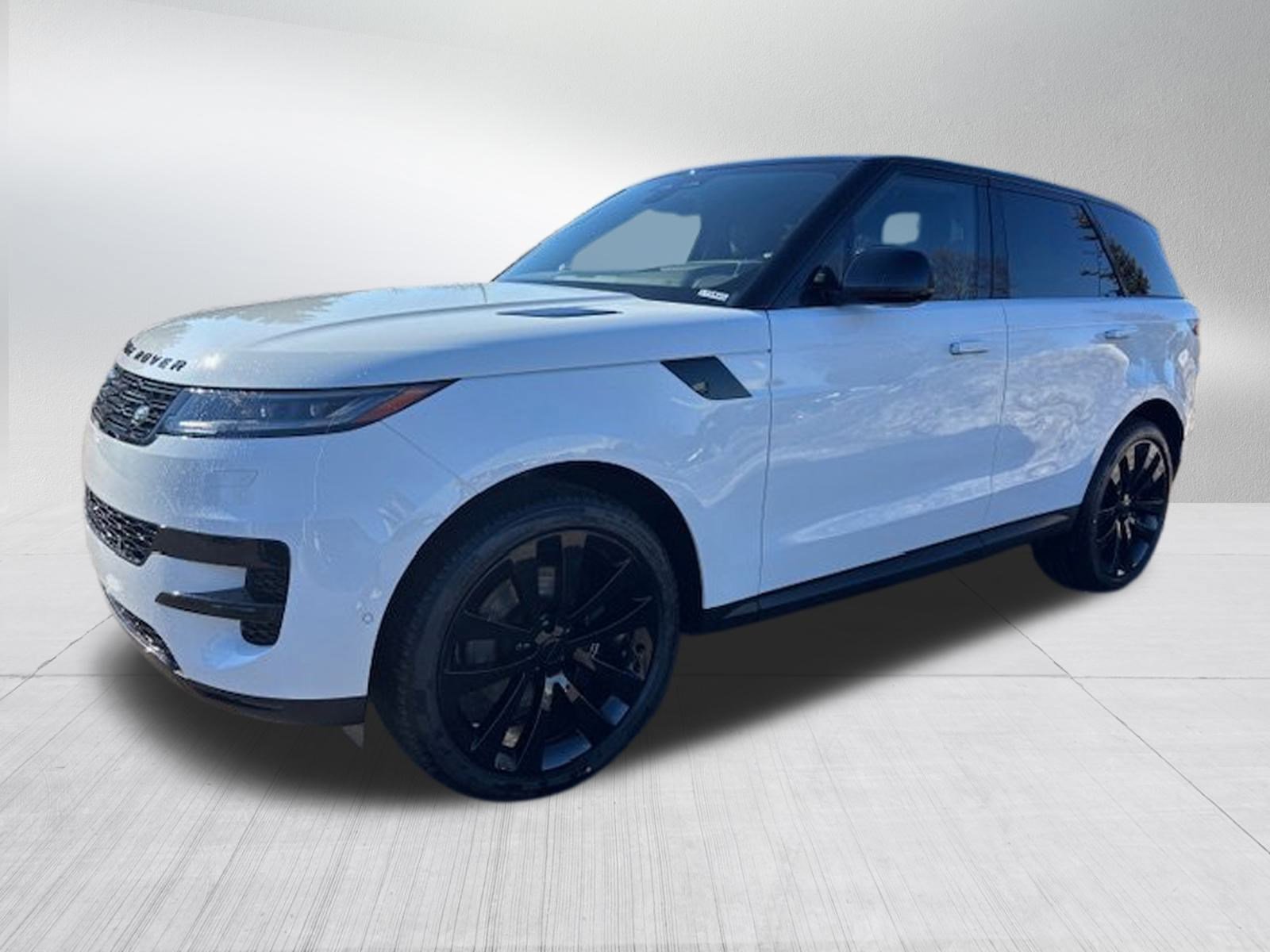 New 2026 Land Rover Range Rover Sport SE