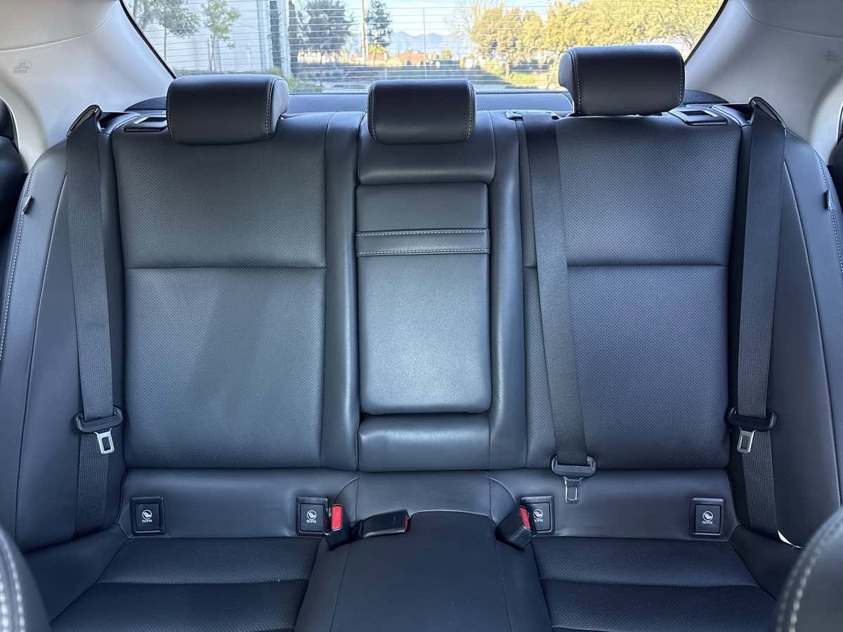 Used 2016 Lexus IS 200t image 18