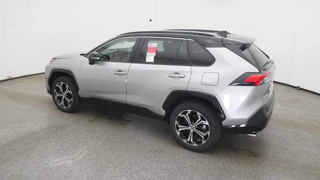 New 2025 Toyota RAV4 XSE w/ Premium Package AWD/4WD image 7