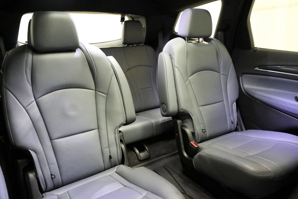 Certified 2022 Buick Enclave Essence w/ Experience Buick Package AWD/4WD image 5