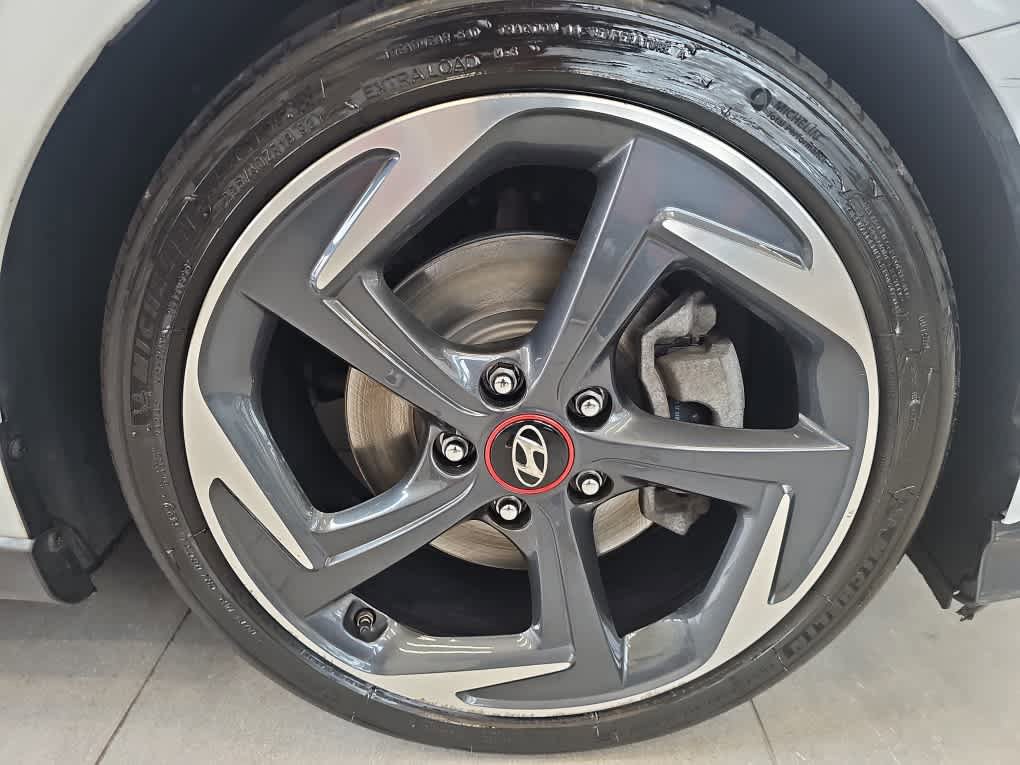 Used 2019 Hyundai Veloster Turbo Ultimate FWD image 32