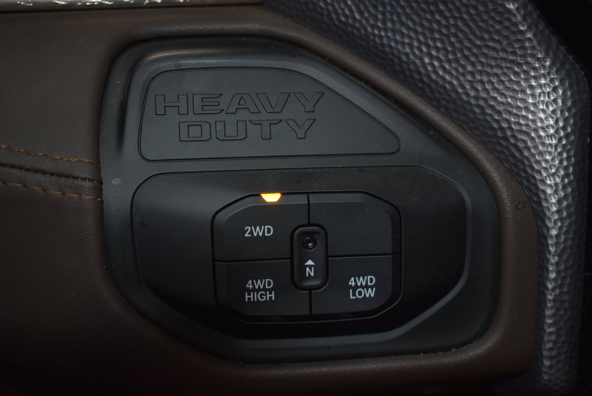 Used 2025 RAM 3500 Longhorn AWD/4WD image 28