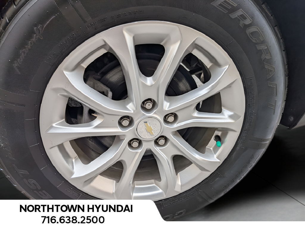 Used 2021 Chevrolet Equinox LT FWD image 40