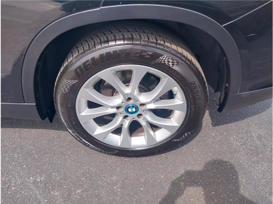 Used 2018 BMW X5 xDrive40e AWD/4WD image 11