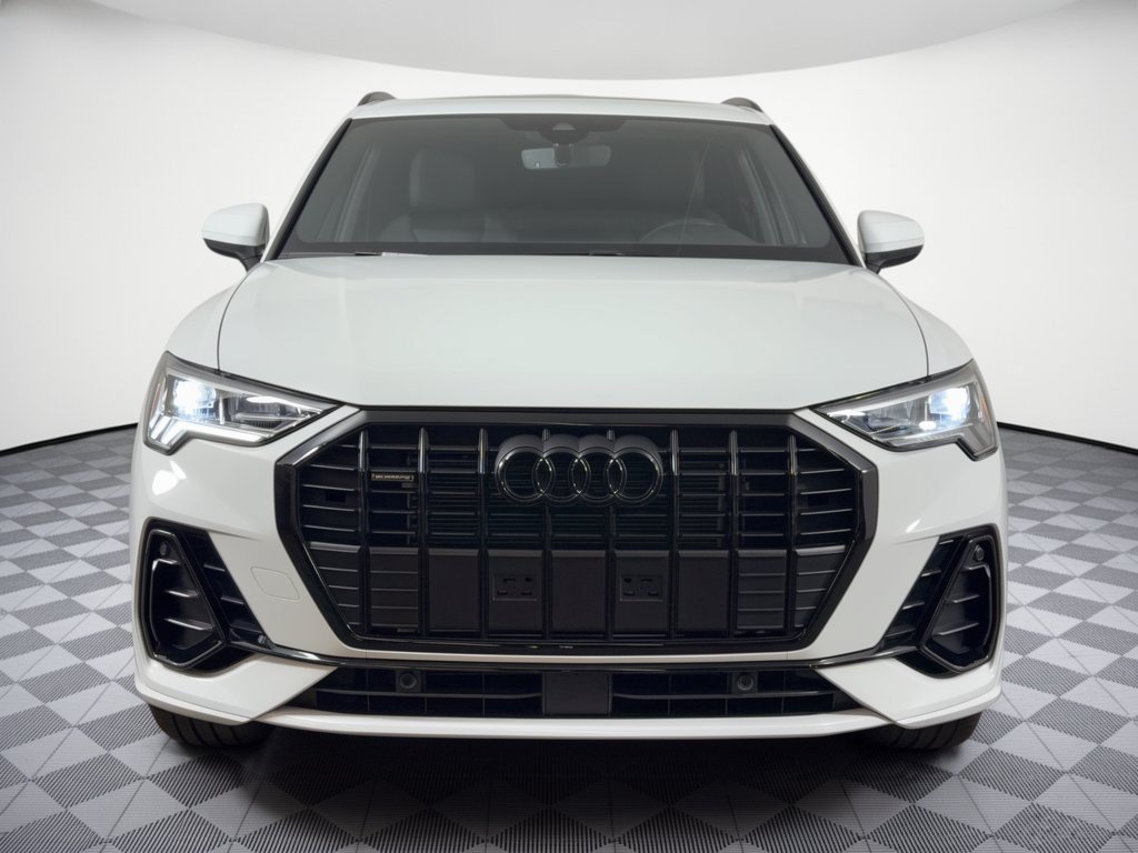 Certified 2025 Audi Q3 2.0T Premium w/ Convenience Package AWD/4WD image 6