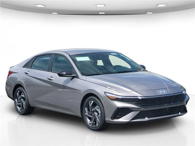 New 2025 Hyundai Elantra SEL image 11