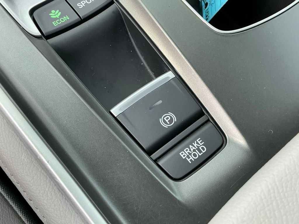Certified 2018 Honda Accord EX-L image 37