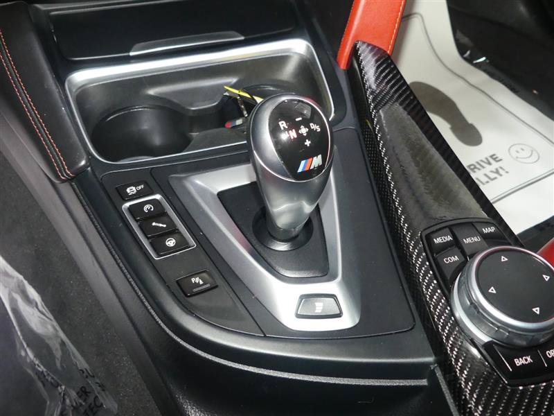 Used 2017 BMW M4 Convertible RWD image 36