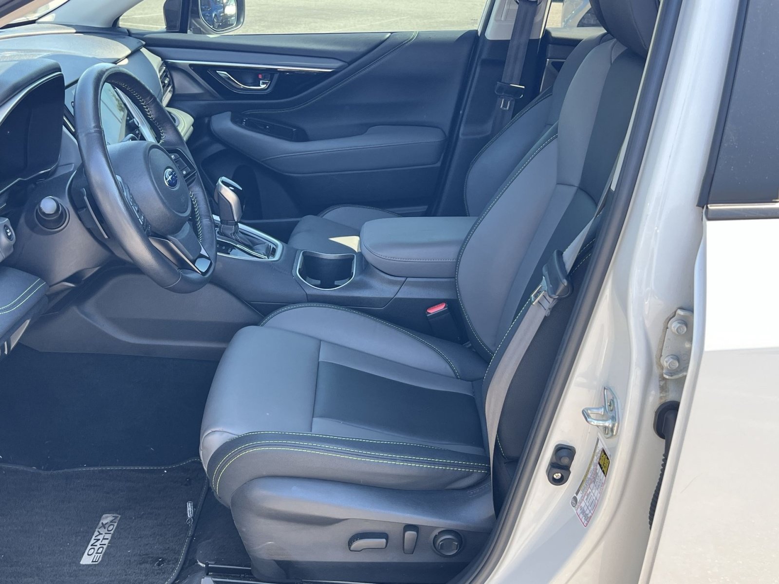 Used 2024 Subaru Outback Onyx Edition AWD/4WD image 25