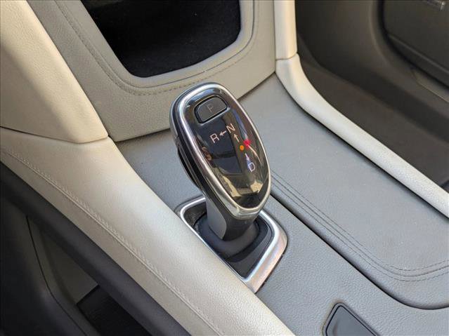 Used 2017 Cadillac XT5 Luxury w/ Driver Awareness Package image 17