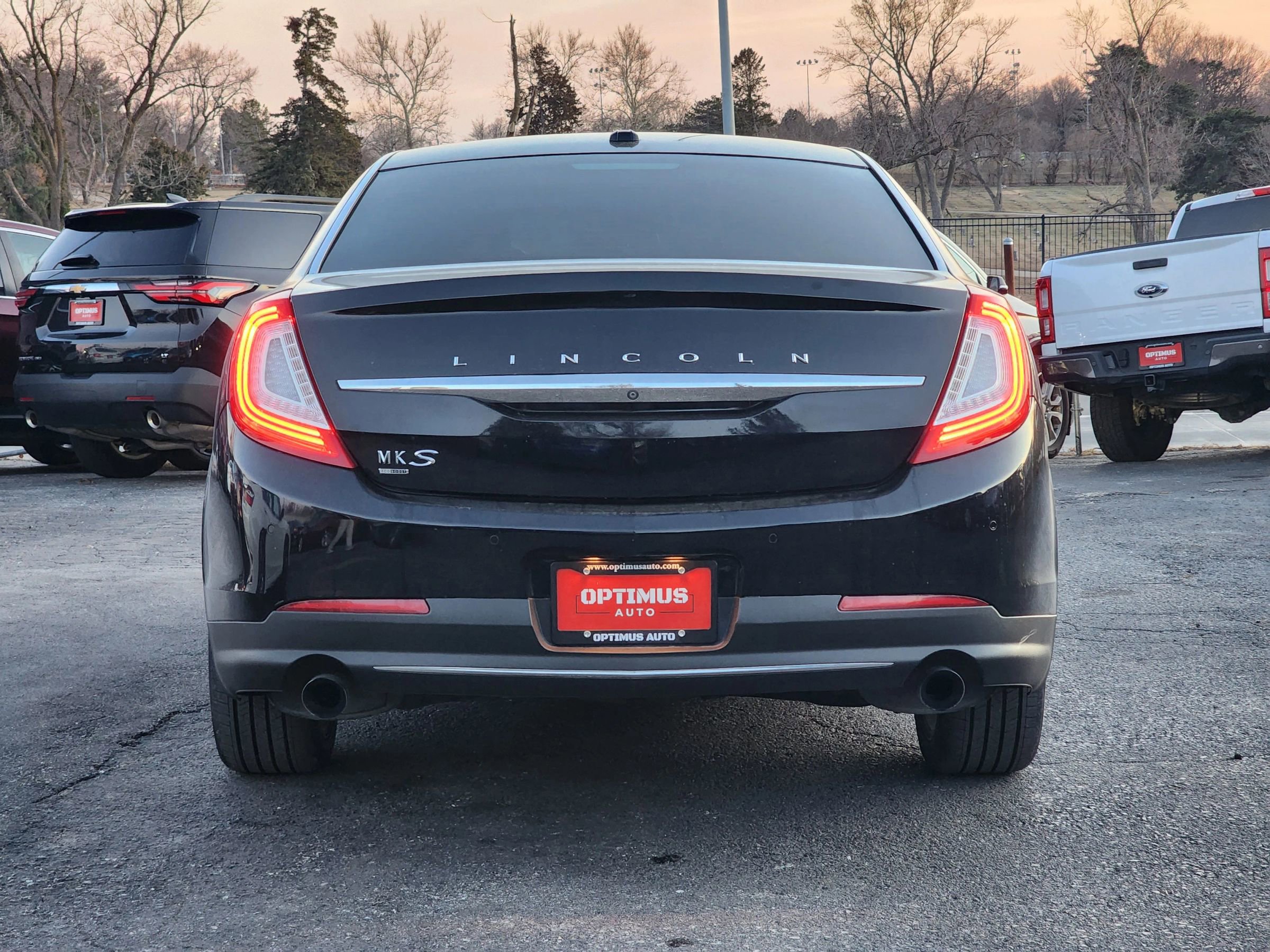 Used 2016 Lincoln MKS AWD w/ Equipment Group 201A image 6