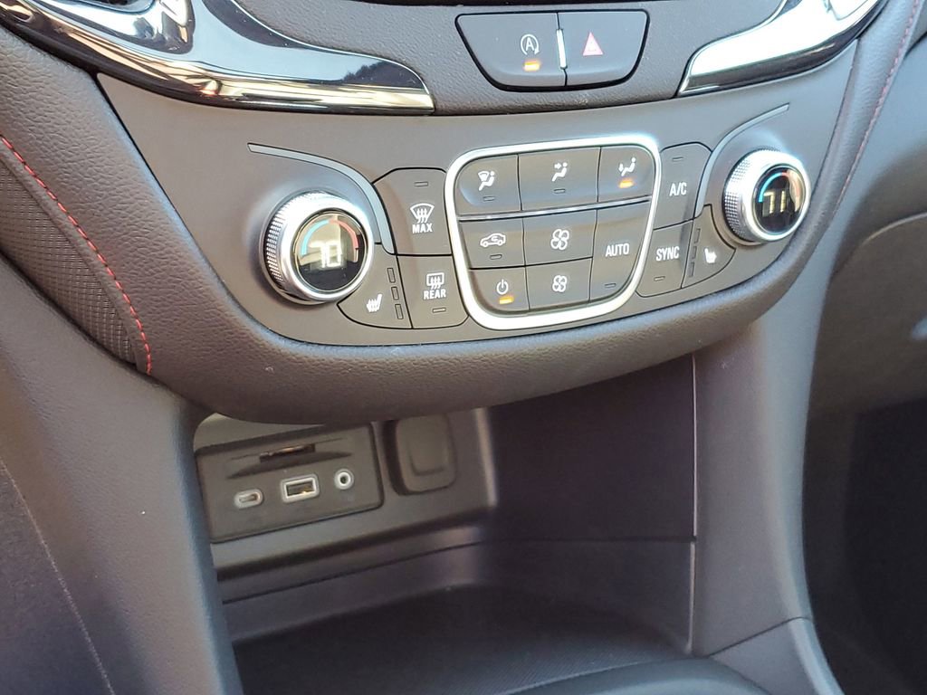Certified 2024 Chevrolet Equinox RS w/ RS Leather Package FWD image 20