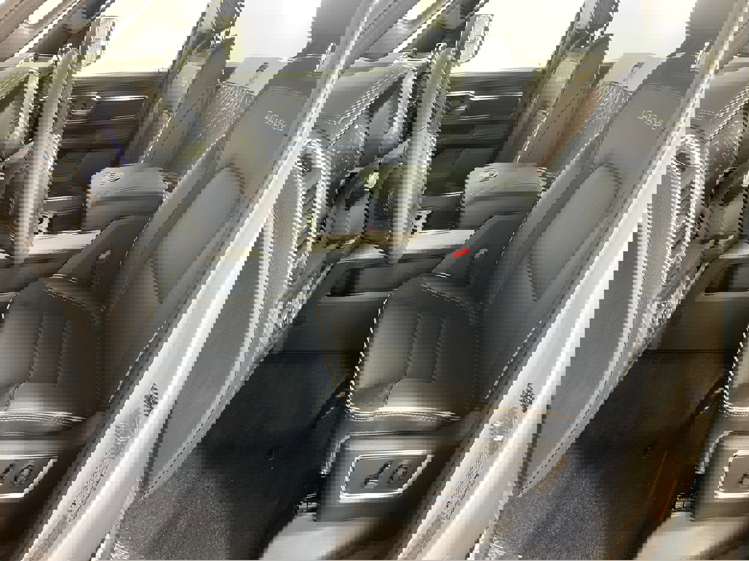 New 2026 RAM 1500 Laramie w/ Night Edition image 10