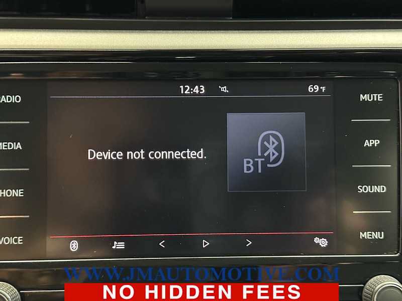 Used 2020 Volkswagen Passat 2.0T SE FWD image 21