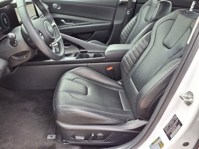 Used 2024 Hyundai Elantra Limited FWD image 9