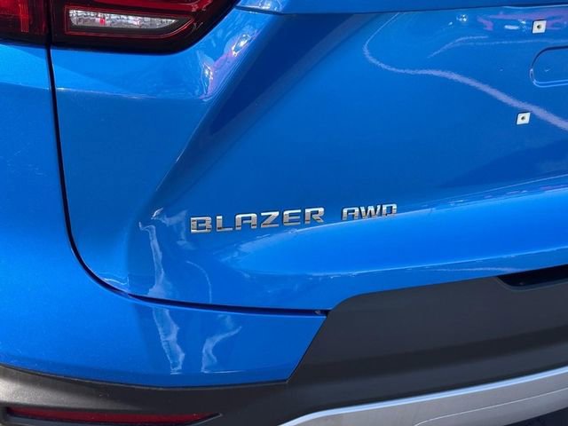 Used 2025 Chevrolet Blazer LT image 5