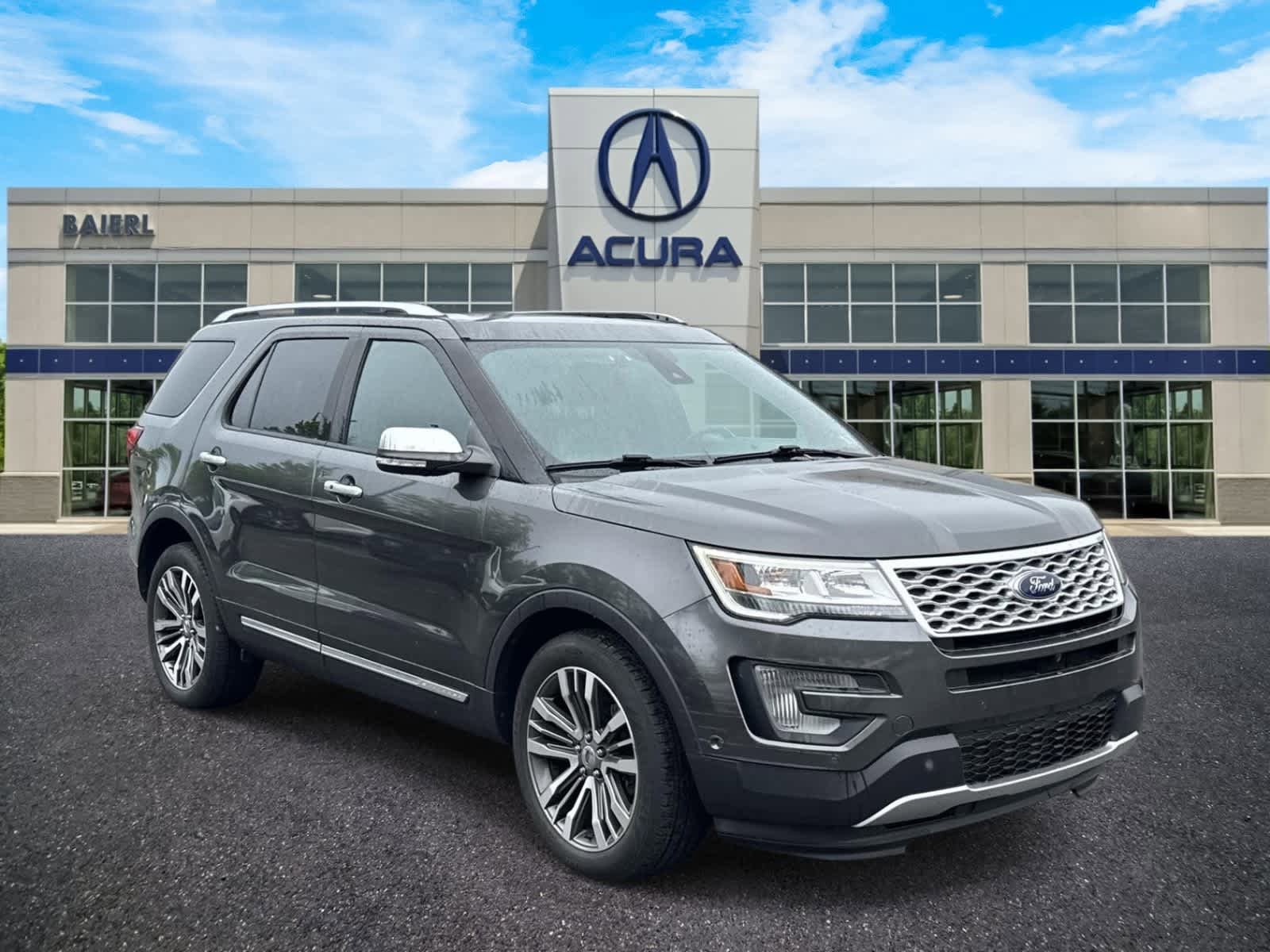 Used 2017 Ford Explorer Platinum AWD/4WD image 7