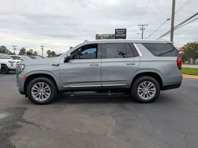 Used 2023 GMC Yukon SLT w/ SLT Luxury Package AWD/4WD image 8