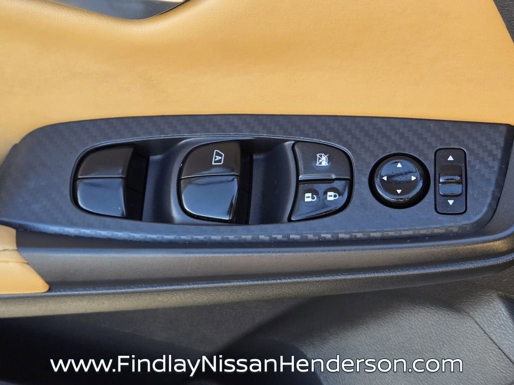 Used 2025 Nissan Sentra SV w/ SV Premium Package image 21
