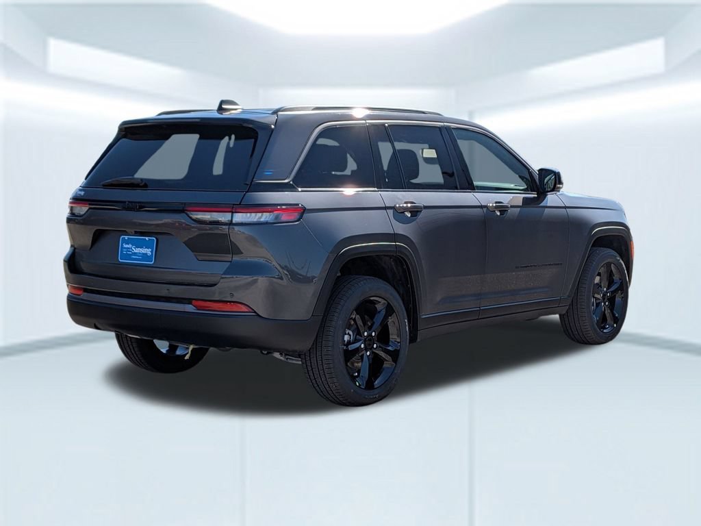 New 2026 Jeep Grand Cherokee Limited w/ Limited Altitude Package RWD image 7
