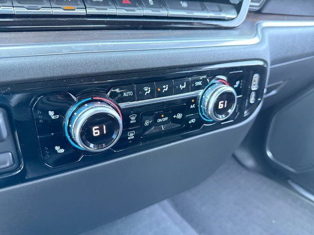 Used 2022 GMC Sierra 1500 SLT w/ Max Trailering Package AWD/4WD image 19