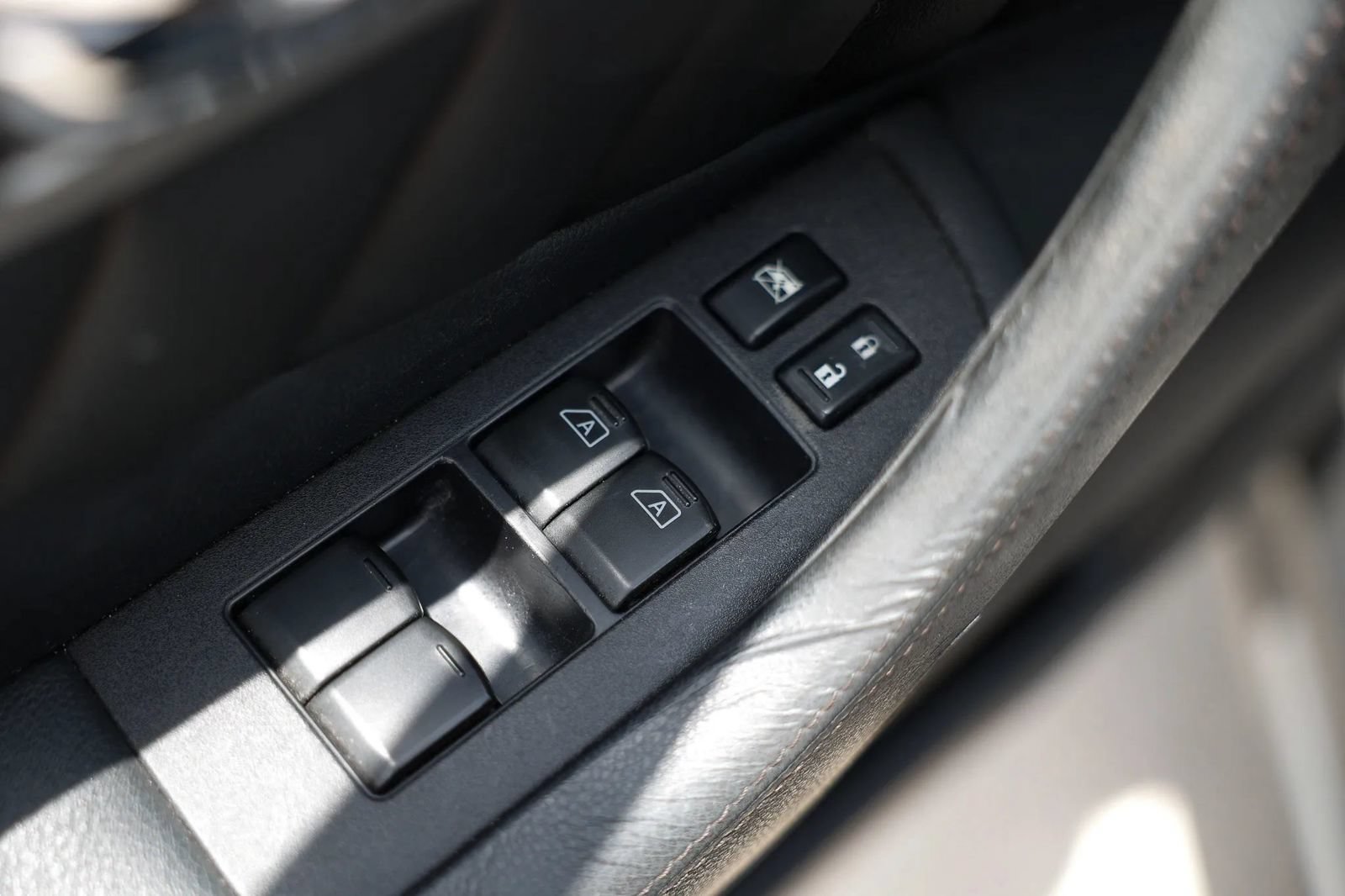 Used 2011 INFINITI FX35 2WD w/ Premium Pkg image 41