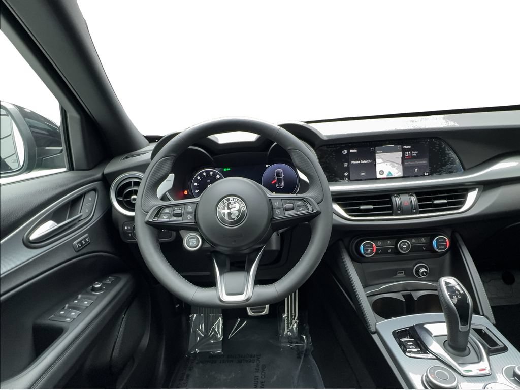 New 2026 Alfa Romeo Stelvio Sprint w/ Convenience Package AWD/4WD image 38