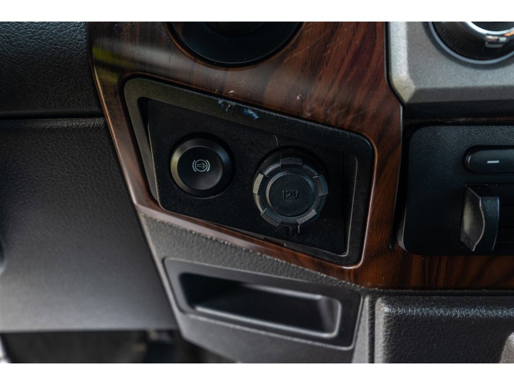 Used 2016 Ford F350 Lariat w/ Lariat Ultimate Package image 18