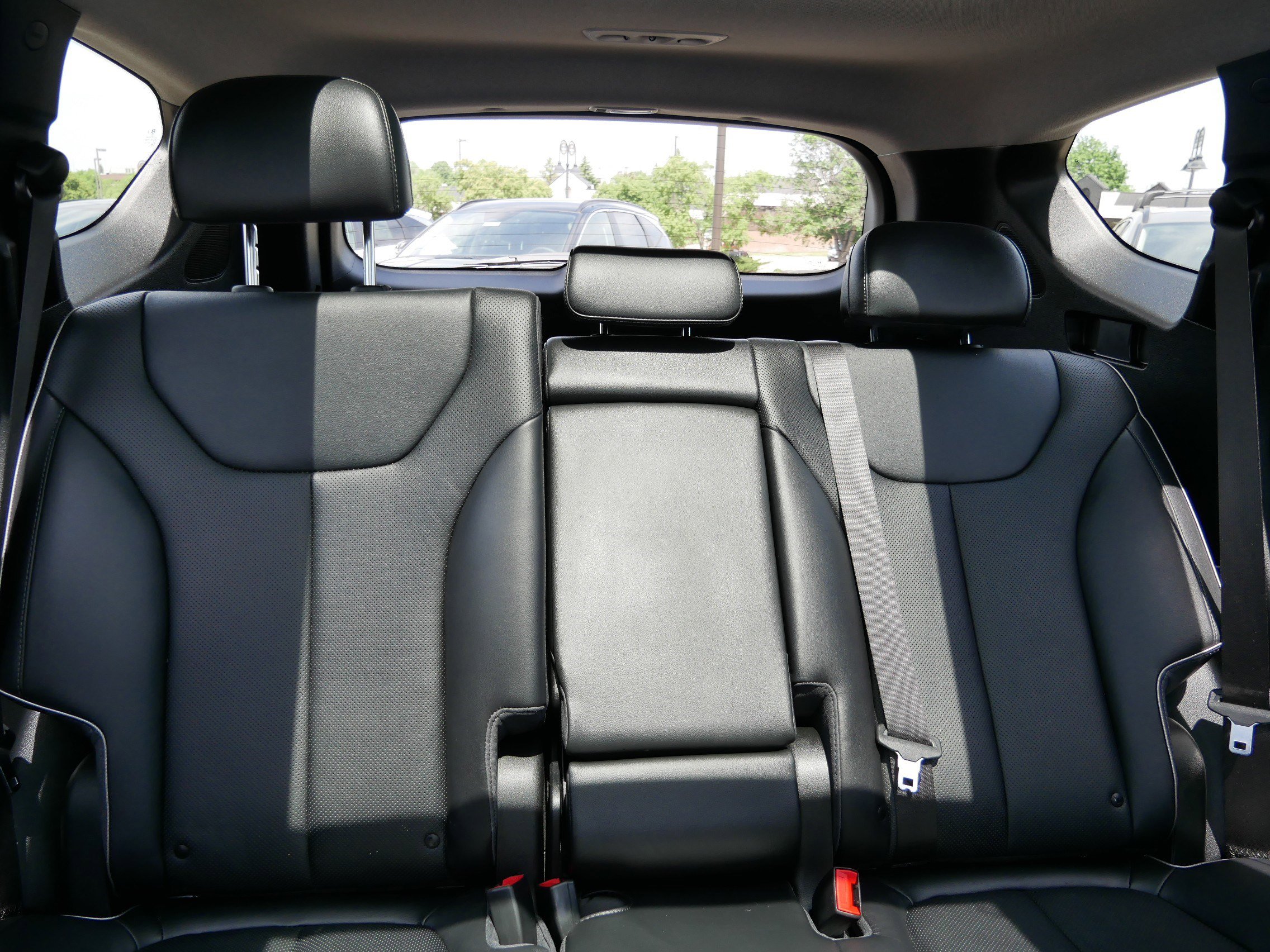 Certified 2023 Hyundai Santa Fe Limited AWD/4WD image 13