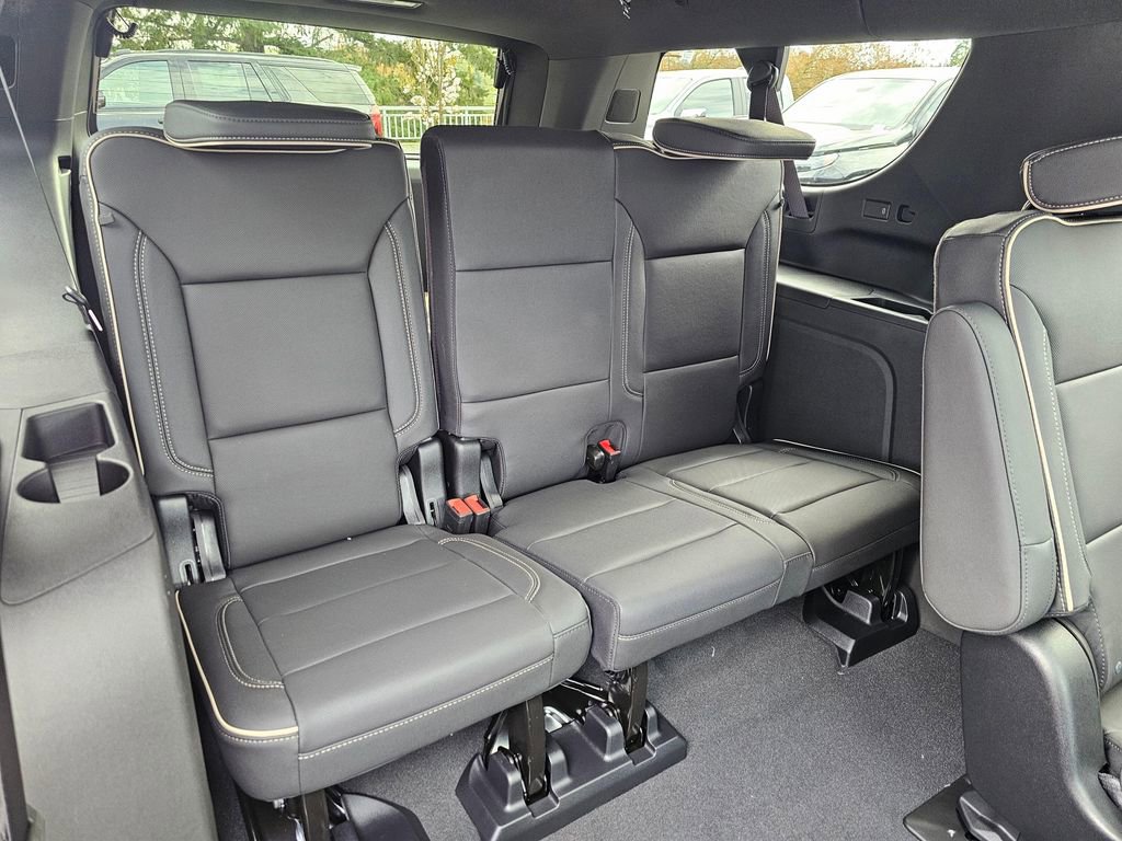 New 2026 GMC Yukon XL Elevation w/ Elevation Premium Package AWD/4WD image 13