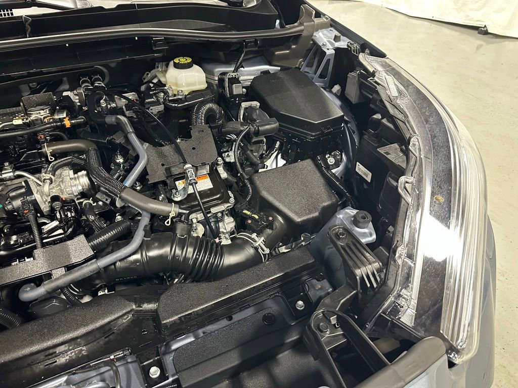 Used 2025 Toyota Corolla Cross XSE image 69