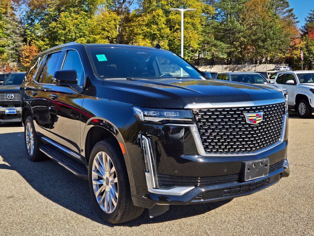 Used 2024 Cadillac Escalade Premium Luxury AWD/4WD image 8