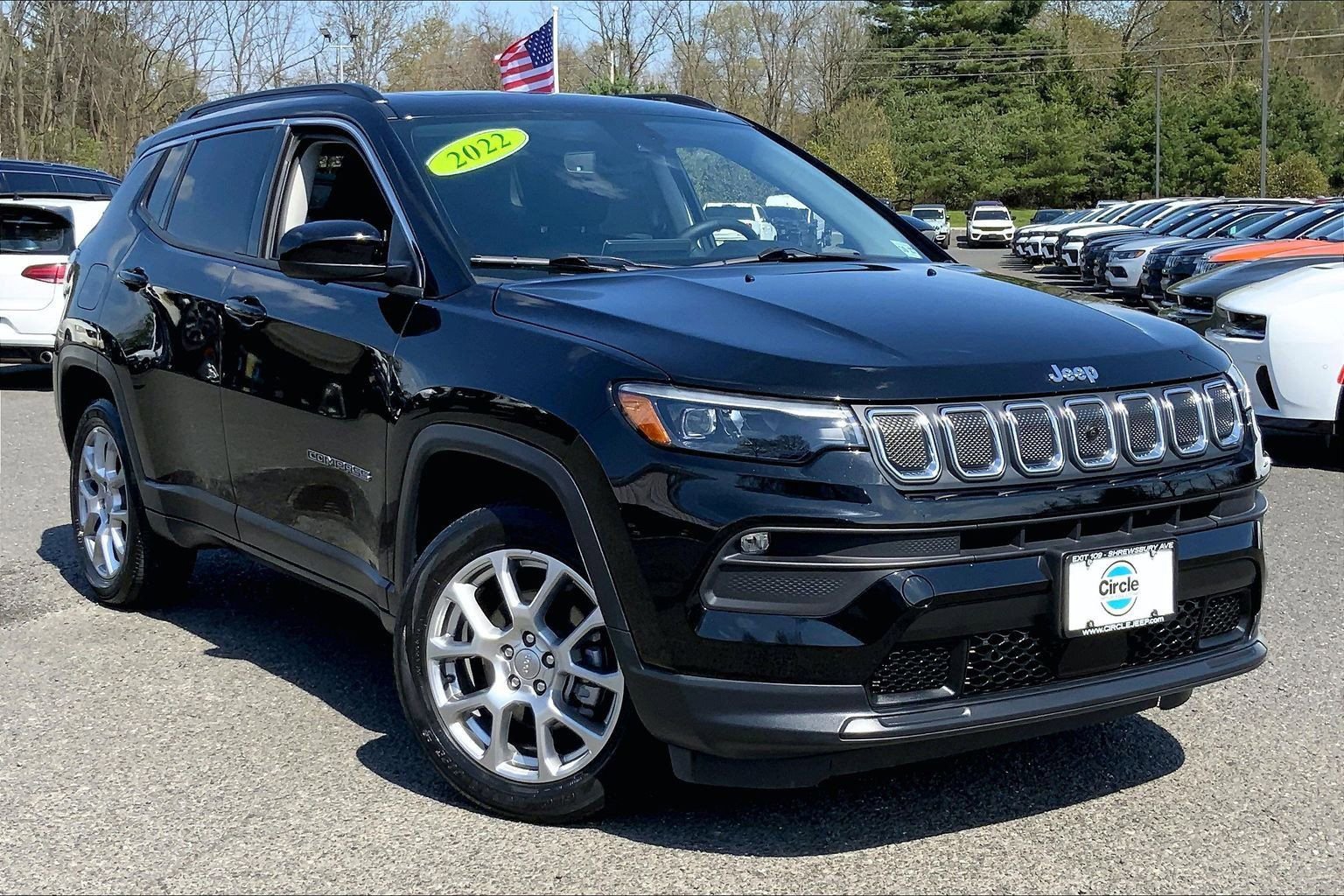 Certified 2022 Jeep Compass Latitude w/ Sun and Sound Group image 2