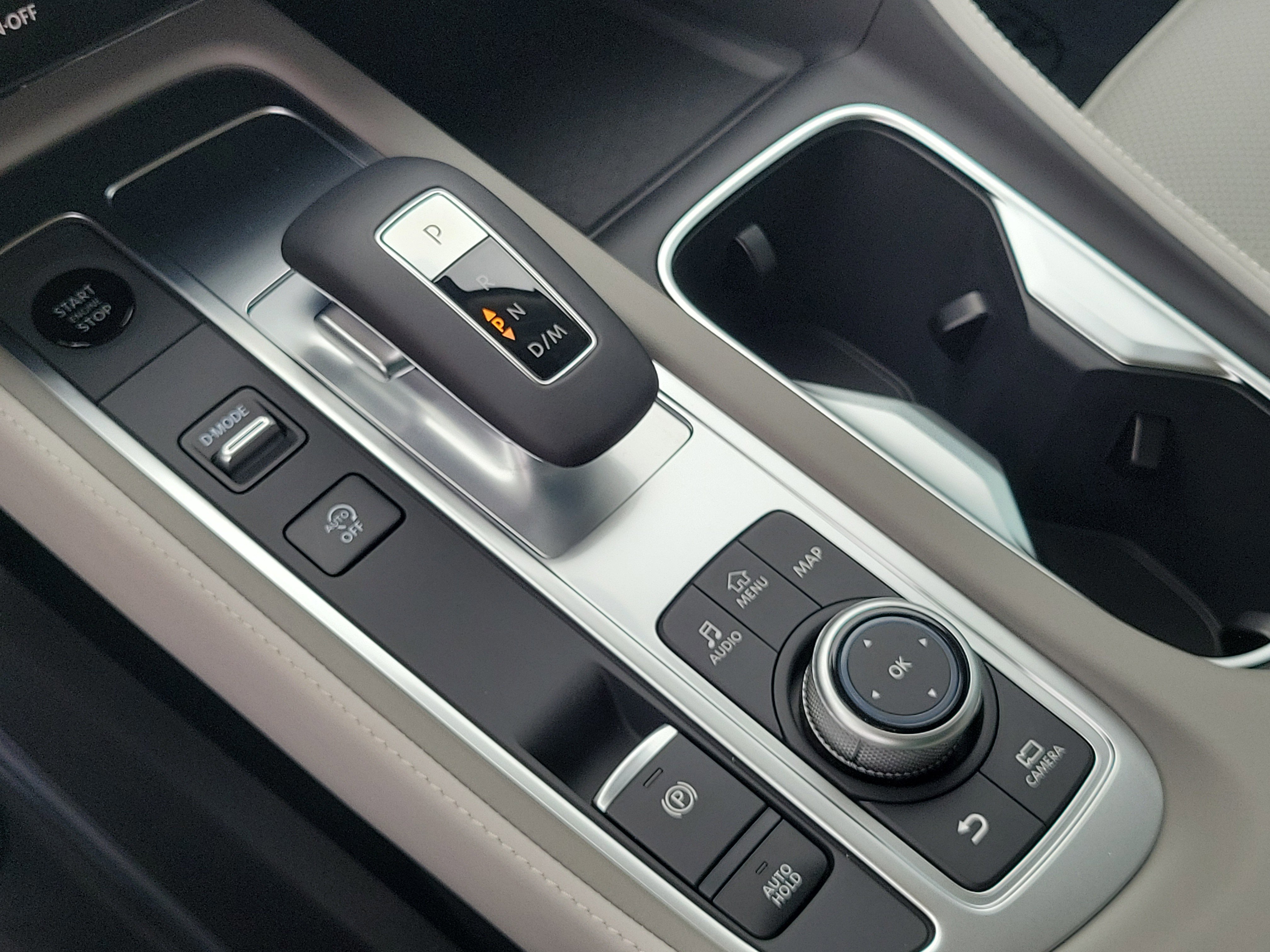 New 2026 INFINITI QX60 Luxe w/ Family Package image 19