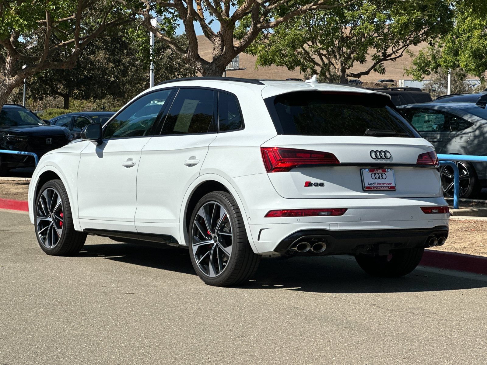 Used 2023 Audi SQ5 Prestige w/ Prestige Package AWD/4WD image 4