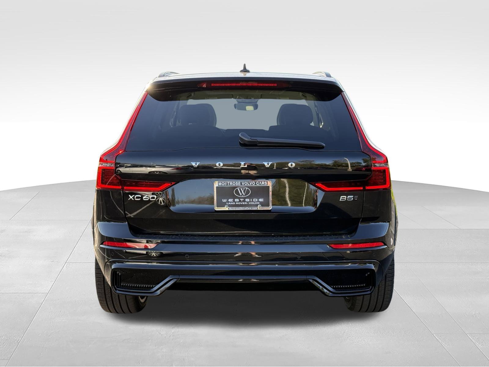 New 2027 Volvo XC60 B5 Ultra AWD/4WD image 4