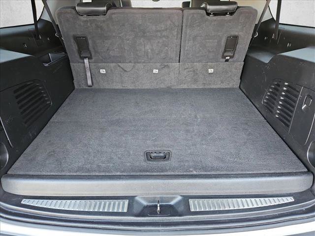 Used 2020 Chevrolet Suburban LT AWD/4WD image 6